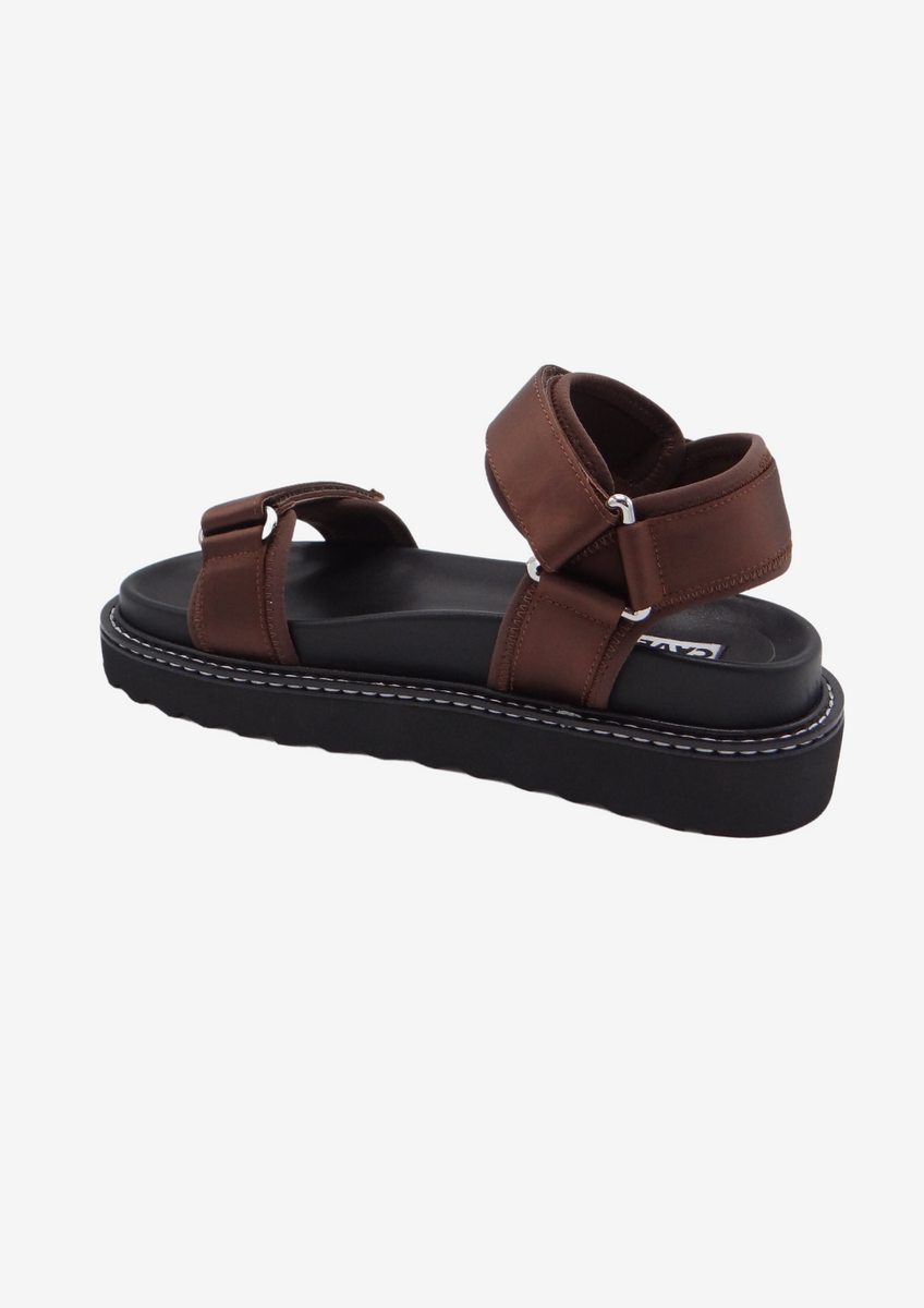 Roni hot sale slide sandal