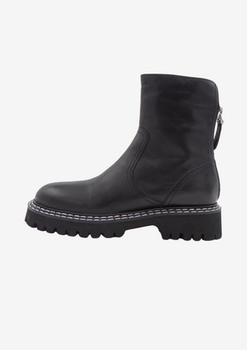 Wally Boot Black